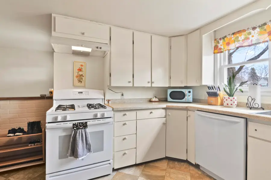 386 Marble, Cadillac, MI 49601 - #2