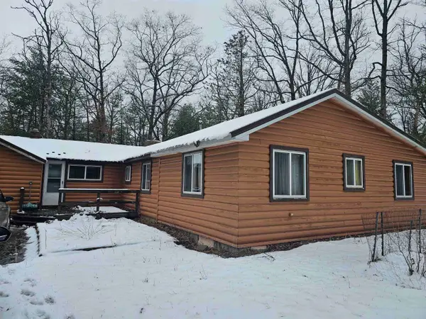 7243 East, South Branch, MI 48761