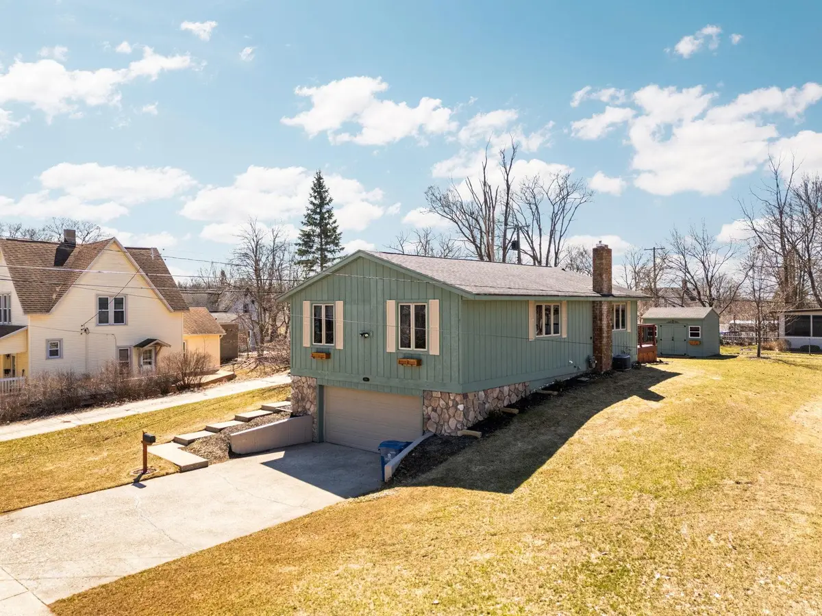 410 Oak, Cadillac, MI 49601 - #1