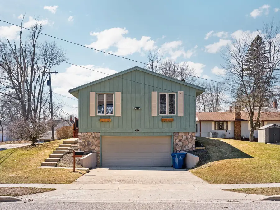 410 Oak, Cadillac, MI 49601 - #2