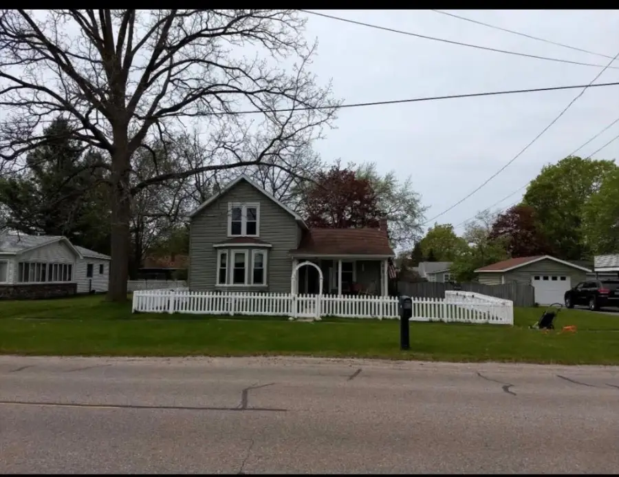410 S 5th, Tawas City, MI 48763 - #2