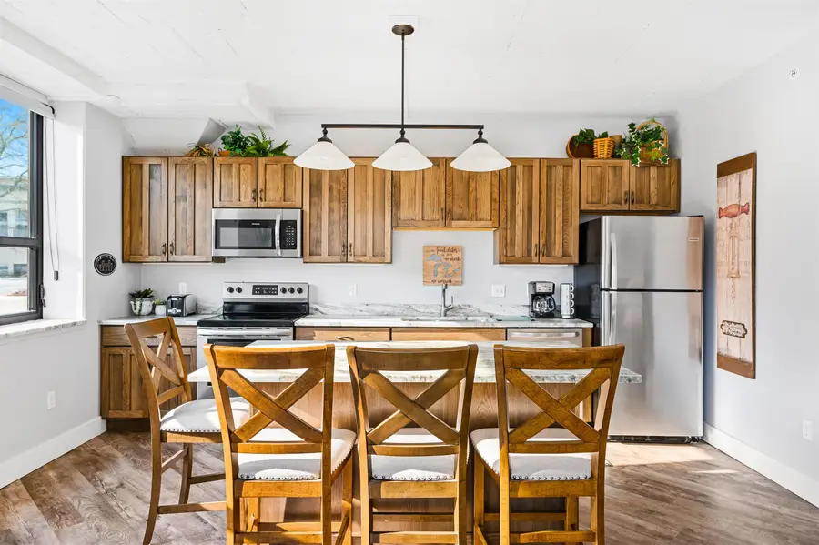 820-14 Red #14, Traverse City, MI 49684 - #3