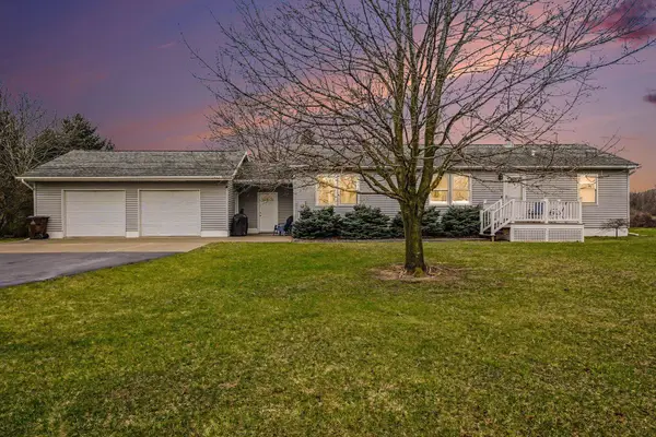 8221 N Rich, Alma, MI 48801