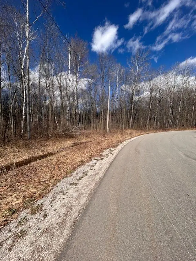 2895 Degeer, Midland, MI 48642 - #1