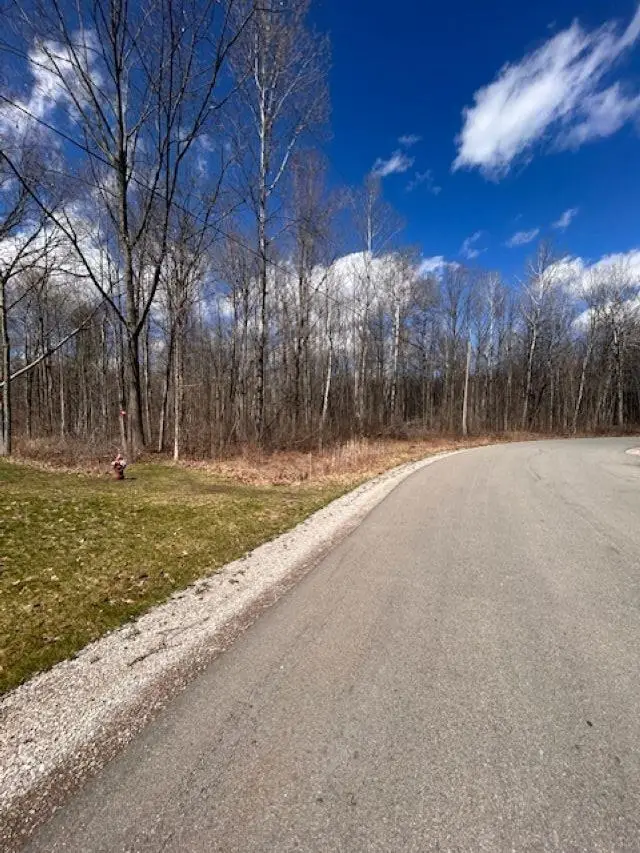 2895 Degeer, Midland, MI 48642 - #2