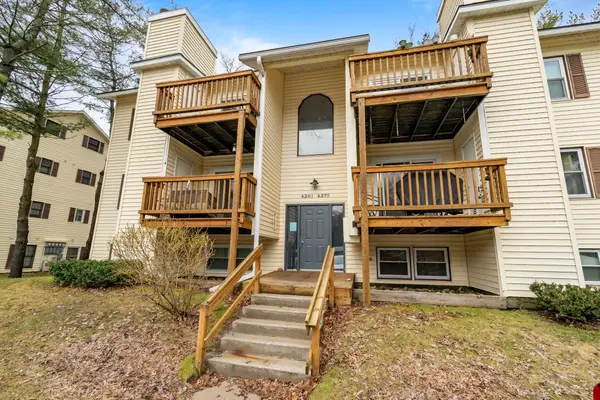 4265 Mitchell Creek #27 BLDG 3, Traverse City, MI 49686