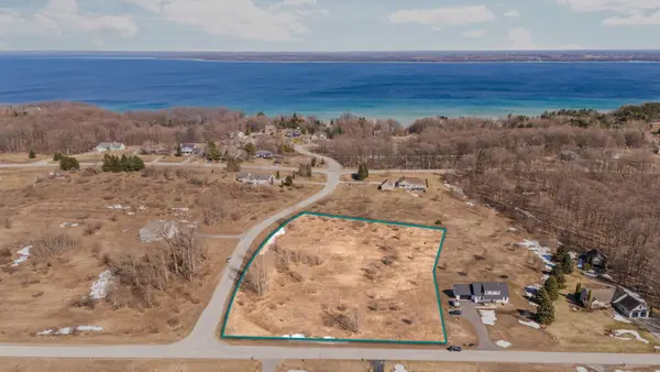 11936 E Blossom, Suttons Bay, MI 49682