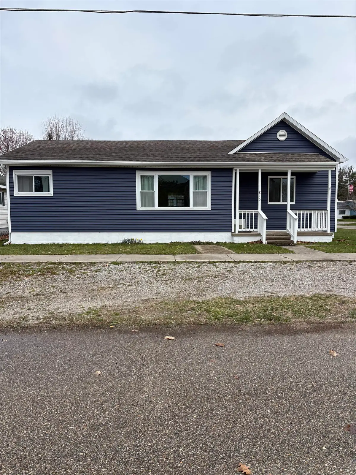 815 E State, East Tawas, MI 48730 - #1