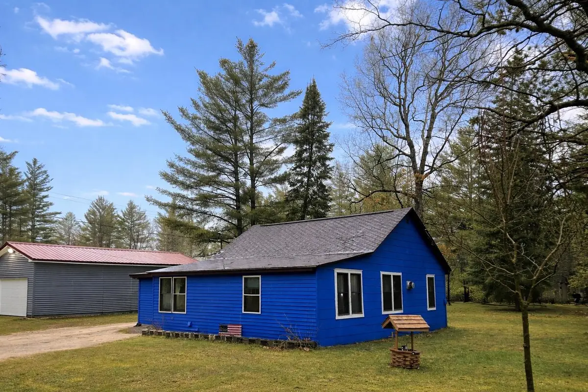 10215 E Madison, Saint Helen, MI 48656 - #1