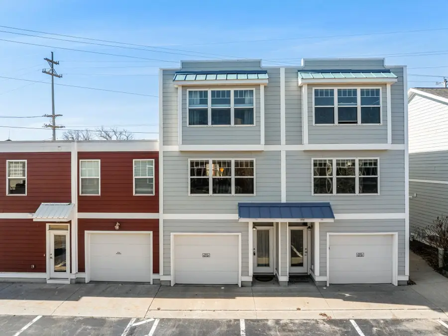 305 E Eighth, Traverse City, MI 49684 - #2