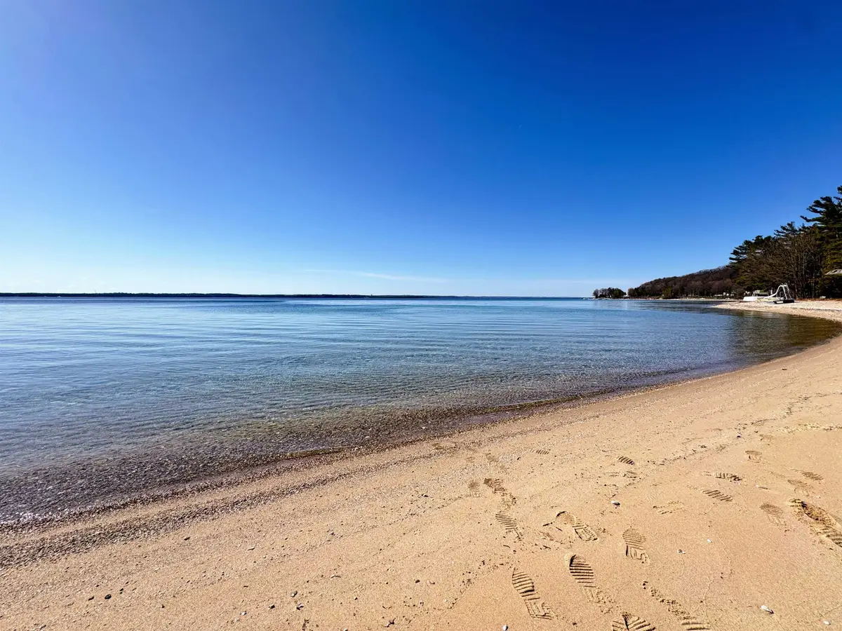 11648 Willow, Traverse City, MI 49686 - #1