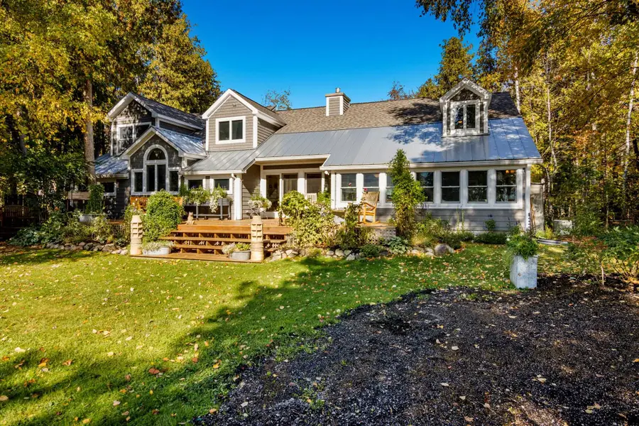 348 E Sugar Bay, Cedar, MI 49621 - #2