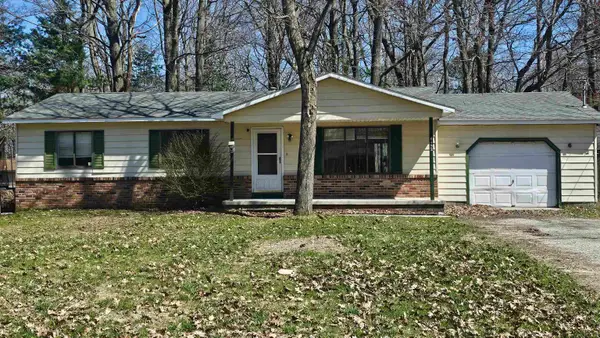 6452 Cedar, Oscoda, MI 48750