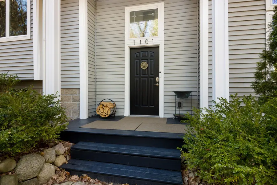 1101 Quaker Valley, Traverse City, MI 49686 - #3