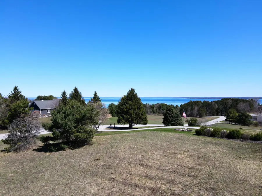 E Spinnaker, Suttons Bay, MI 49682 - #3