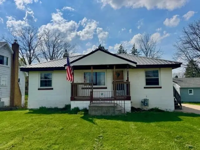 520 S Franklin, Saint Louis, MI 48880 - #1