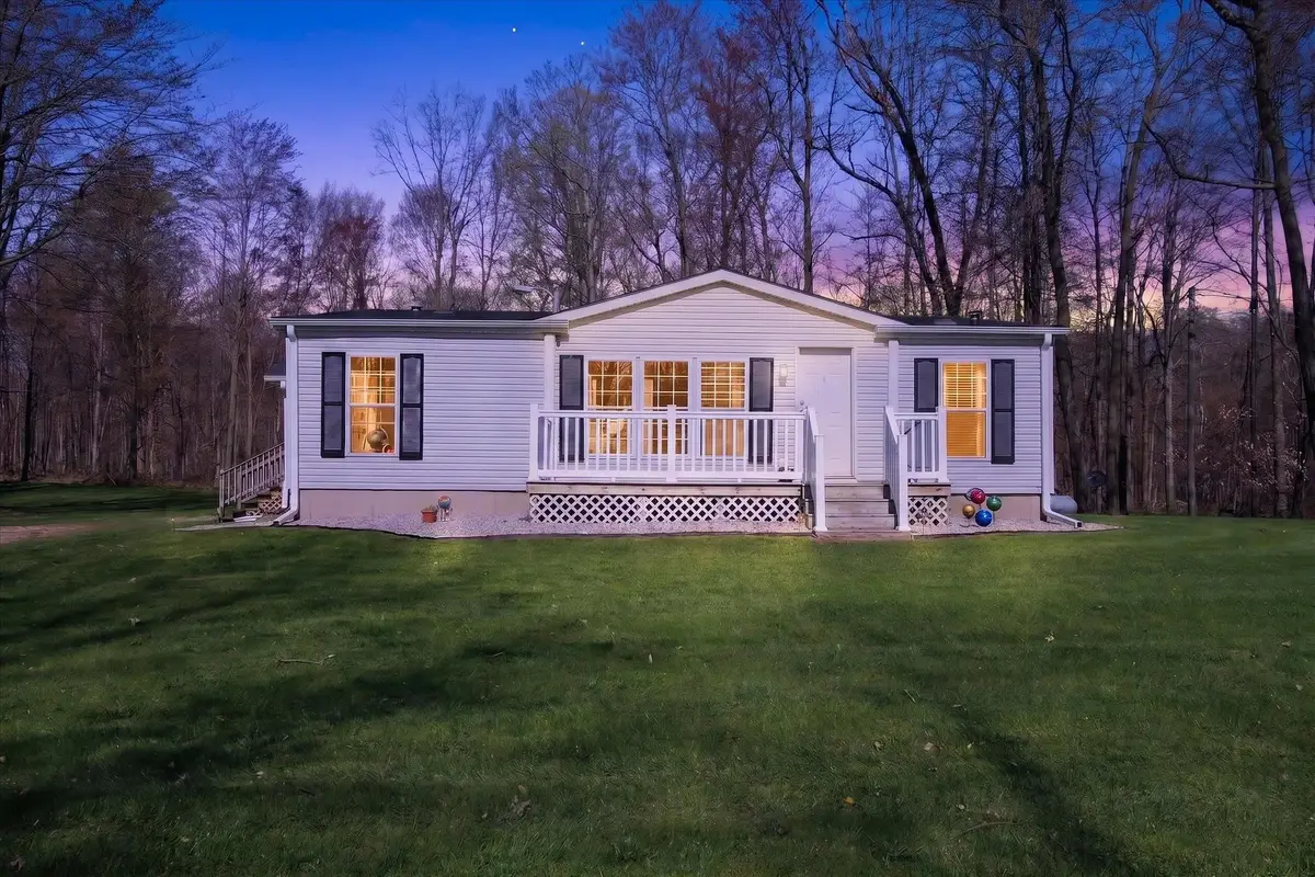 4537 N Caris, Edmore, MI 48829 - #1