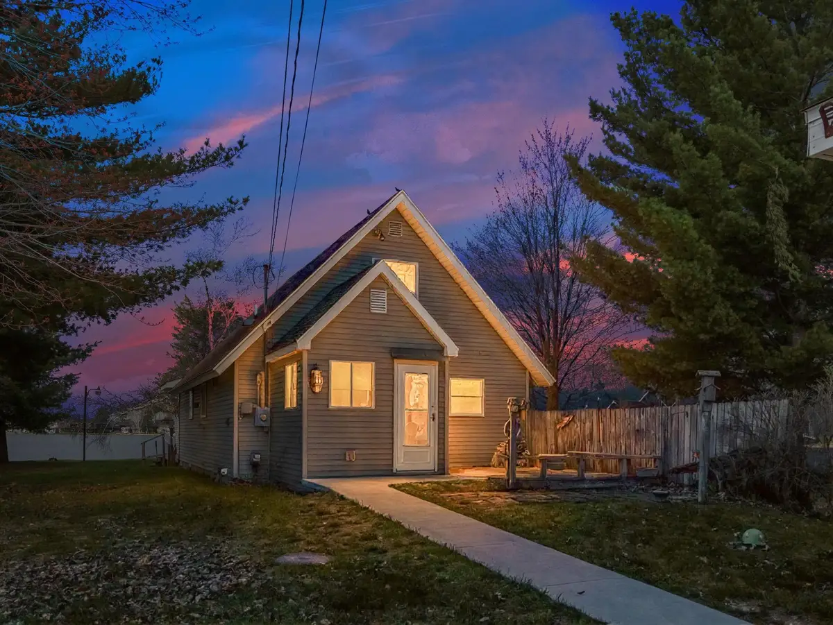 7049 W White Birch, Lake City, MI 49651 - #1