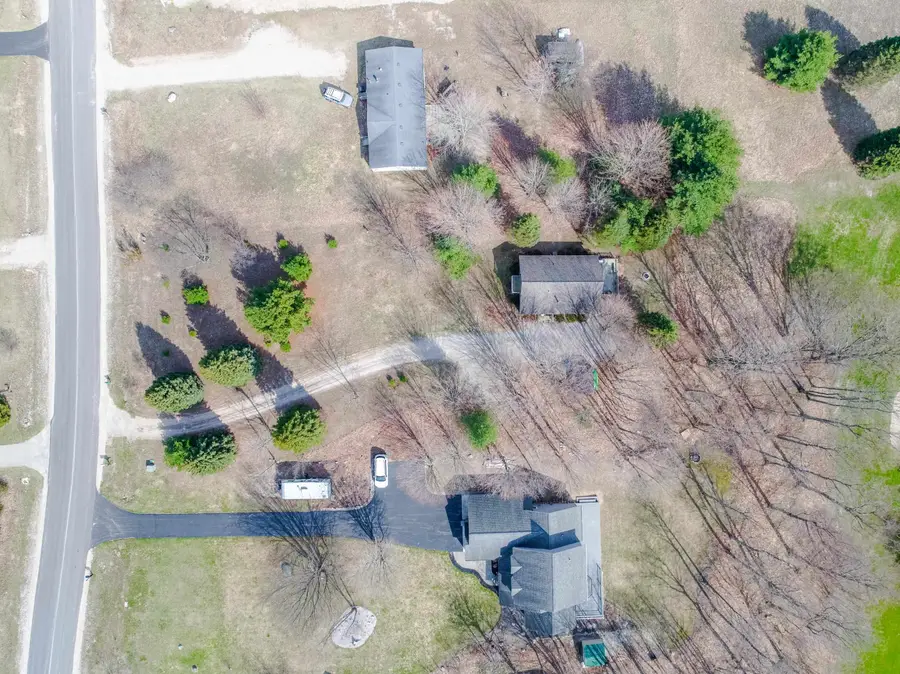 1946 E Swanson, Cedar, MI 49621 - #3