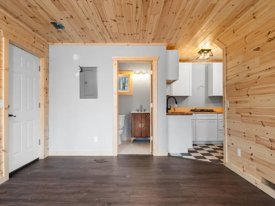 602 S King, Lake City, MI 49651 - #3