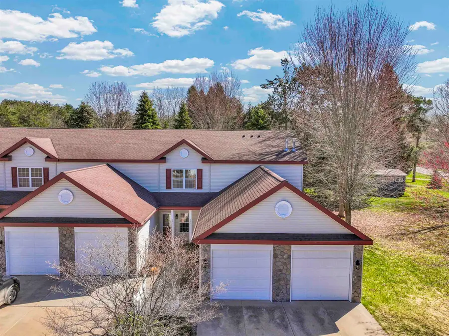 895 Meadowview, Cadillac, MI 49601 - #3