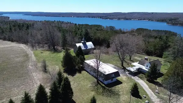 8952 Ridge, East Jordan, MI 49727