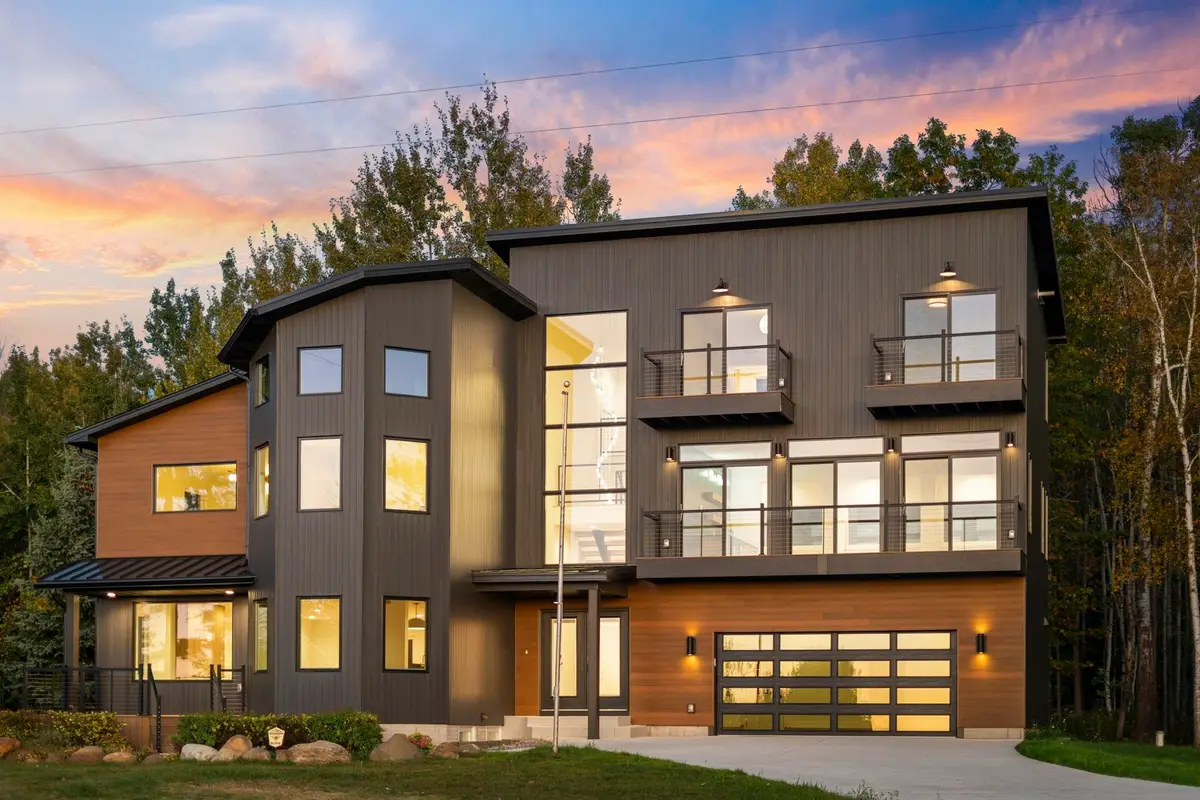 10191 Peninsula, Traverse City, MI 49686 - #1