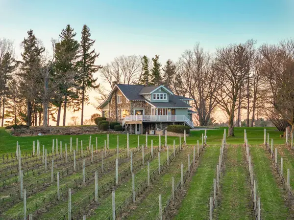 2770 Nelson, Traverse City, MI 49686