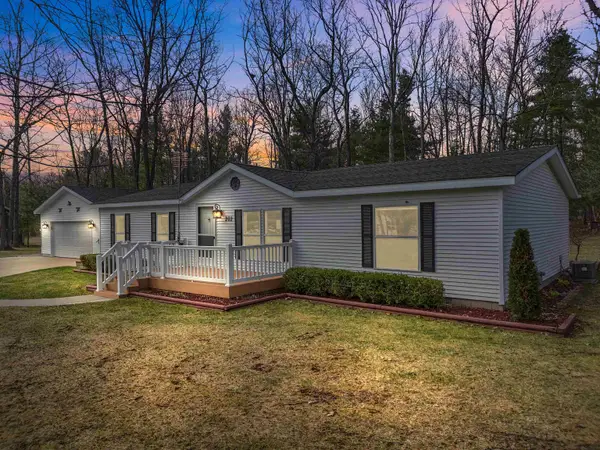 202 Forestville, Houghton Lake, MI 48629