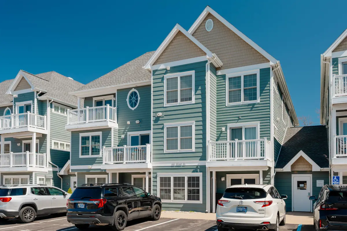 100 Hope #11, Traverse City, MI 49686 - #1