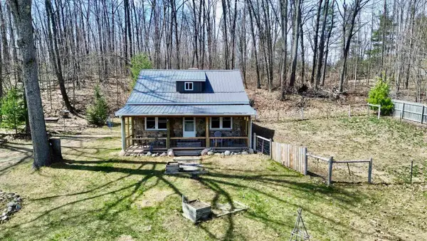 12390 Nickerson Valley, Atlanta, MI 49709