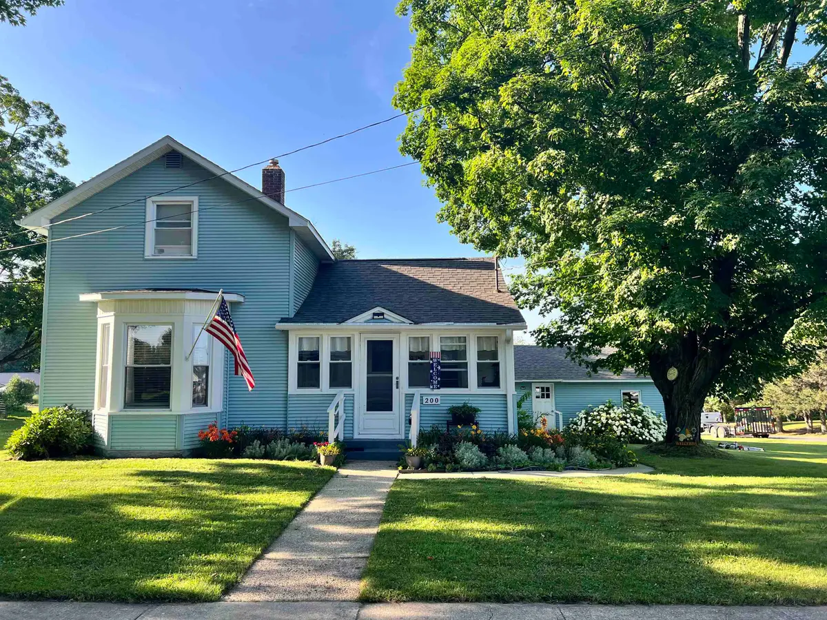200 W Main, Leroy, MI 49655 - #1