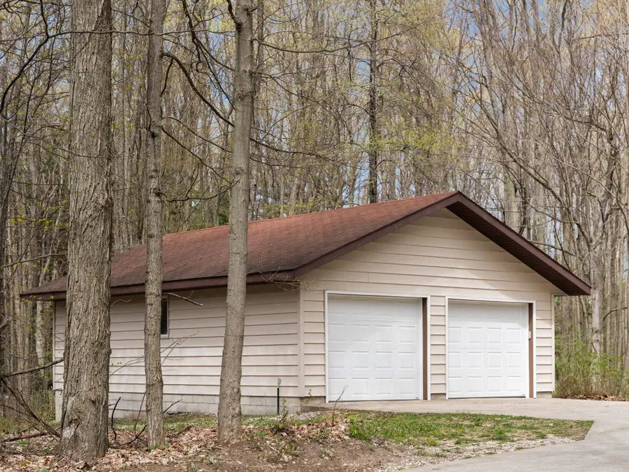 4450 Antioch, Mesick, MI 49668 - #3