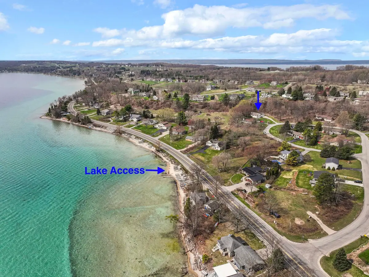 1163 Londolyn, Traverse City, MI 49686 - #1