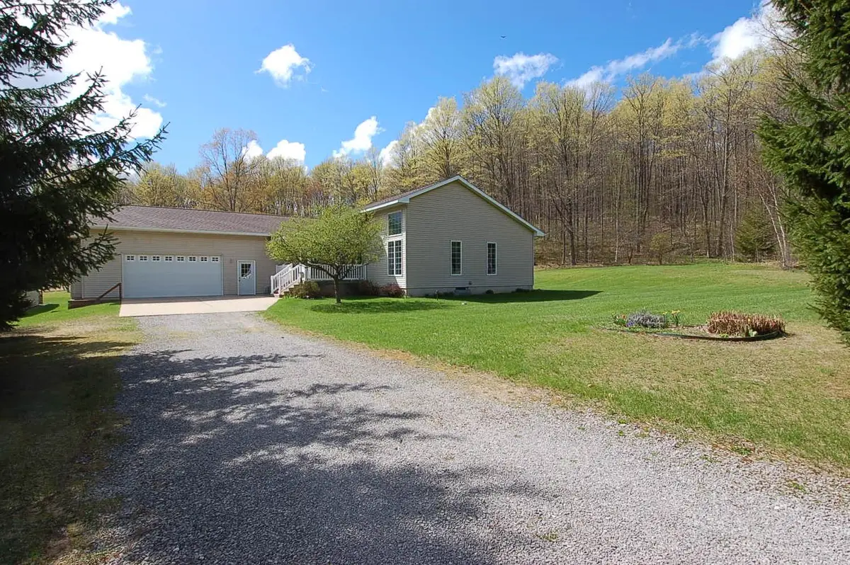 5626 W 28 1/2, Cadillac, MI 49601 - #1
