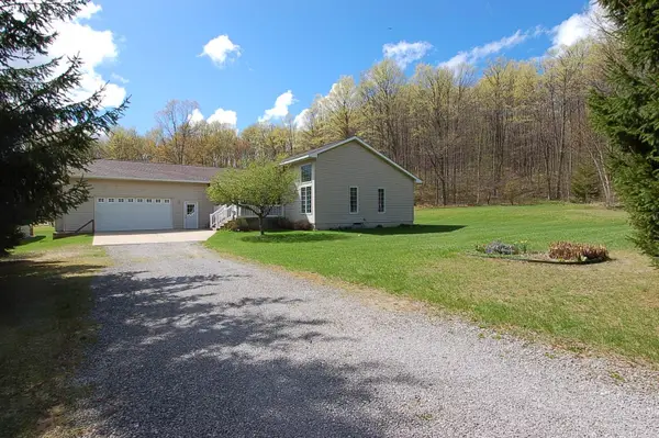 5626 W 28 1/2, Cadillac, MI 49601