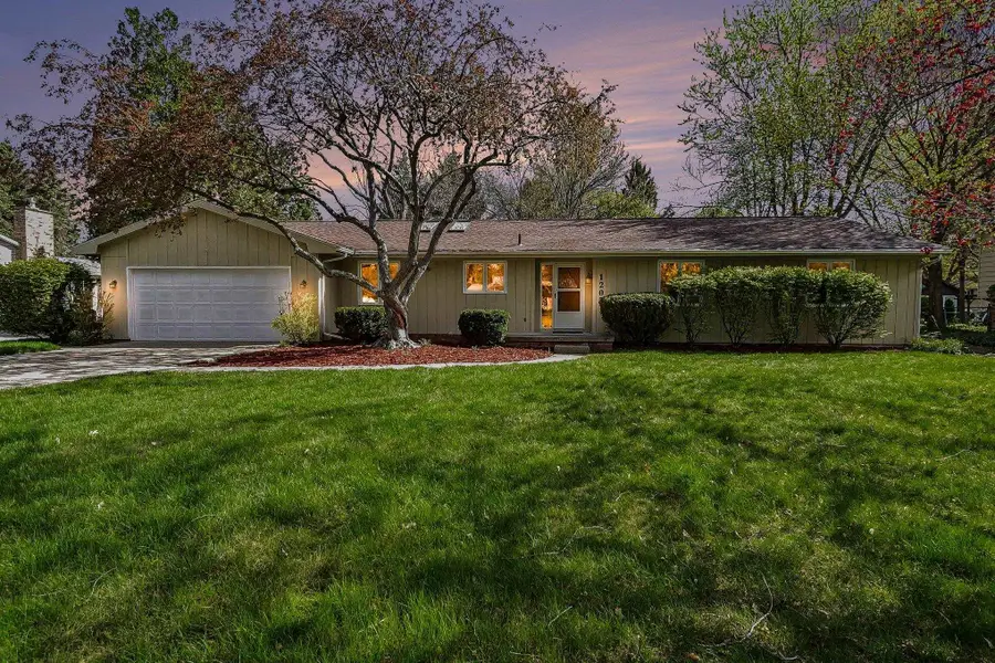 1203 Glenwood, Mount Pleasant, MI 48858 - #3