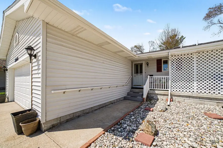 1619 E Gaylord #A, Mount Pleasant, MI 48858 - #3