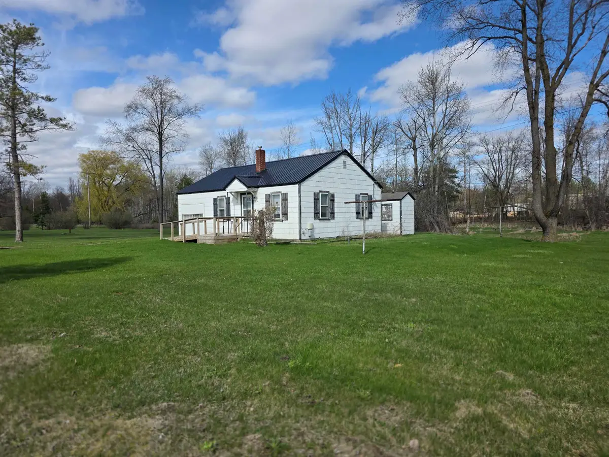 2324 Dobler, Sterling, MI 48659 - #1