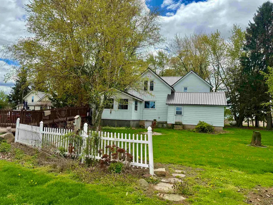 2298 W Hayes, Ithaca, MI 48847 - #3