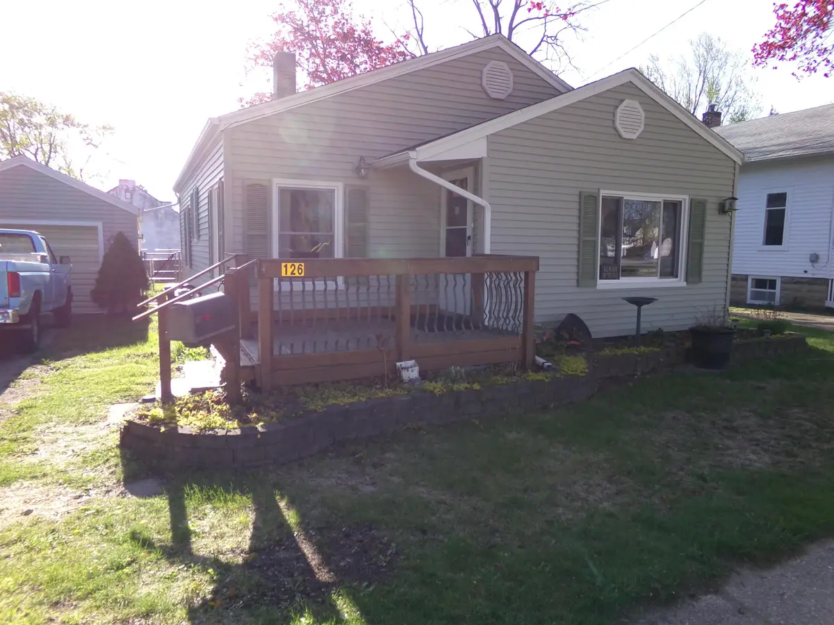 126 N Ithaca, Ithaca, MI 48847 - #1