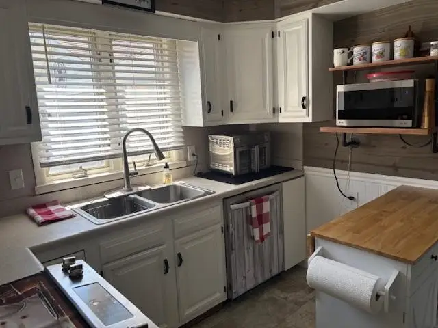 214 5th, Tawas City, MI 48763 - #2