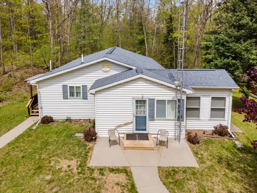 6924 Leslie, Hale, MI 48739 - #2