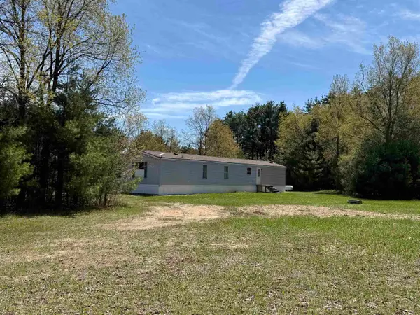 7274 S Forward, McBain, MI 49657