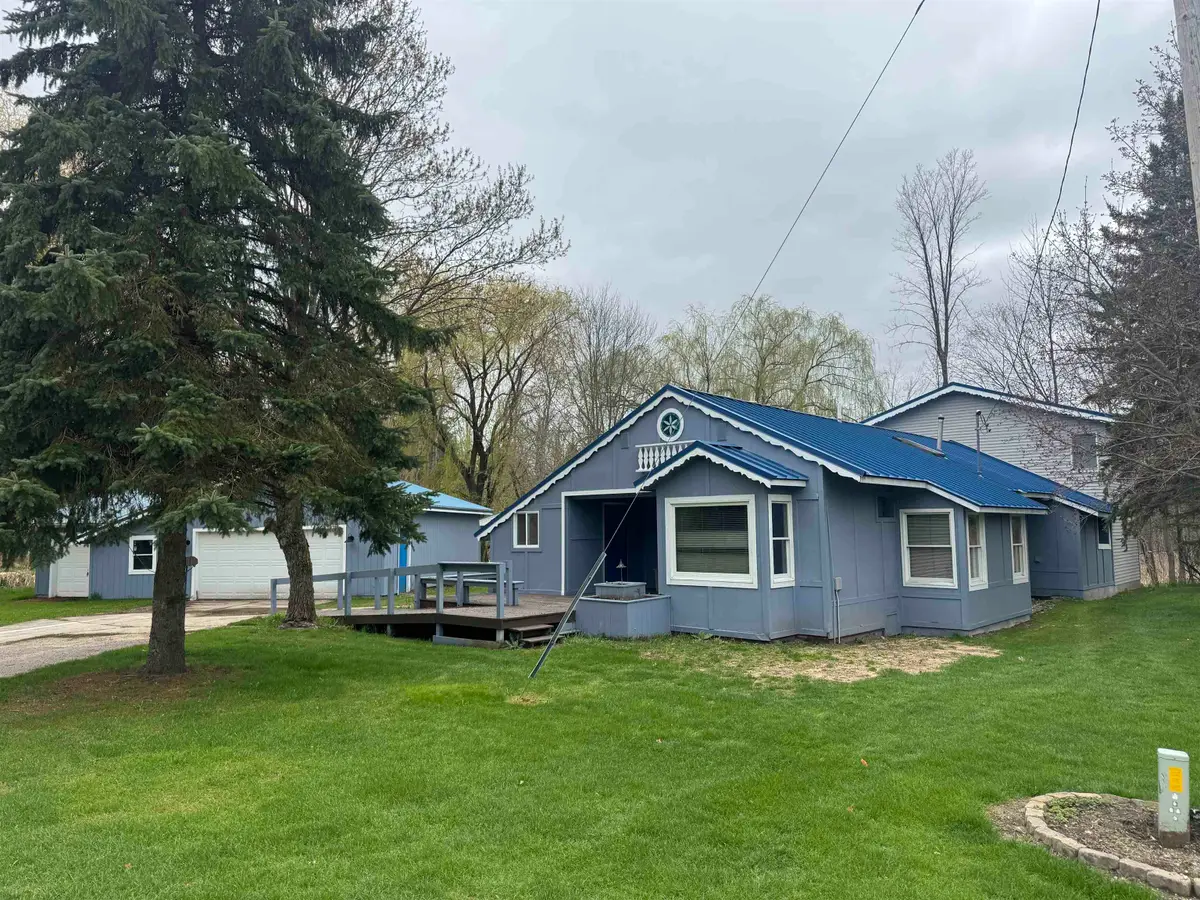 337 Henderson, Cadillac, MI 49601 - #1