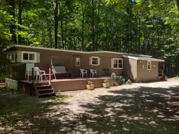 7512 Greenleaf, Mancelona, MI 49659