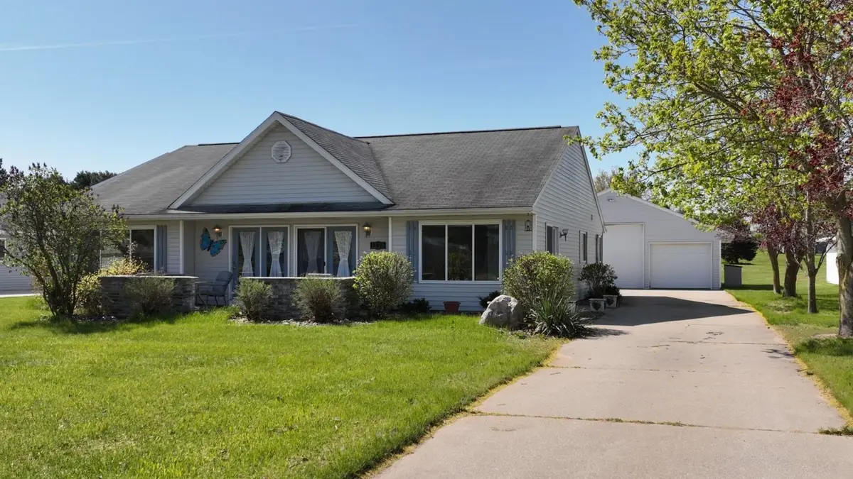 1239 Clubhouse, Lake Isabella, MI 48893 - #1