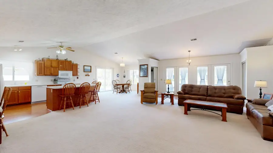 1239 Clubhouse, Lake Isabella, MI 48893 - #2