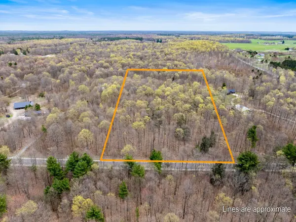 0 N Reynolds, Traverse City, MI 49685