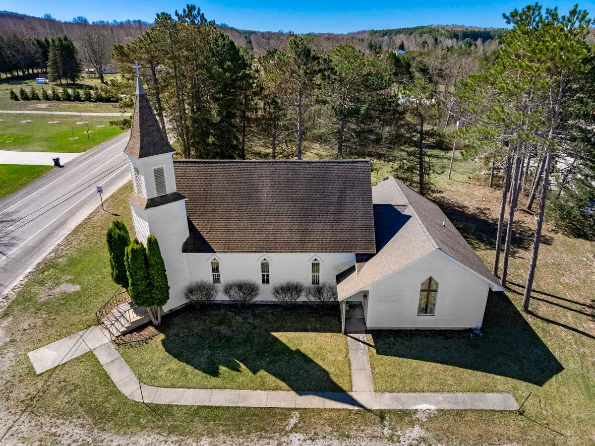 89 W Church, Maple City, MI 49664 - #1